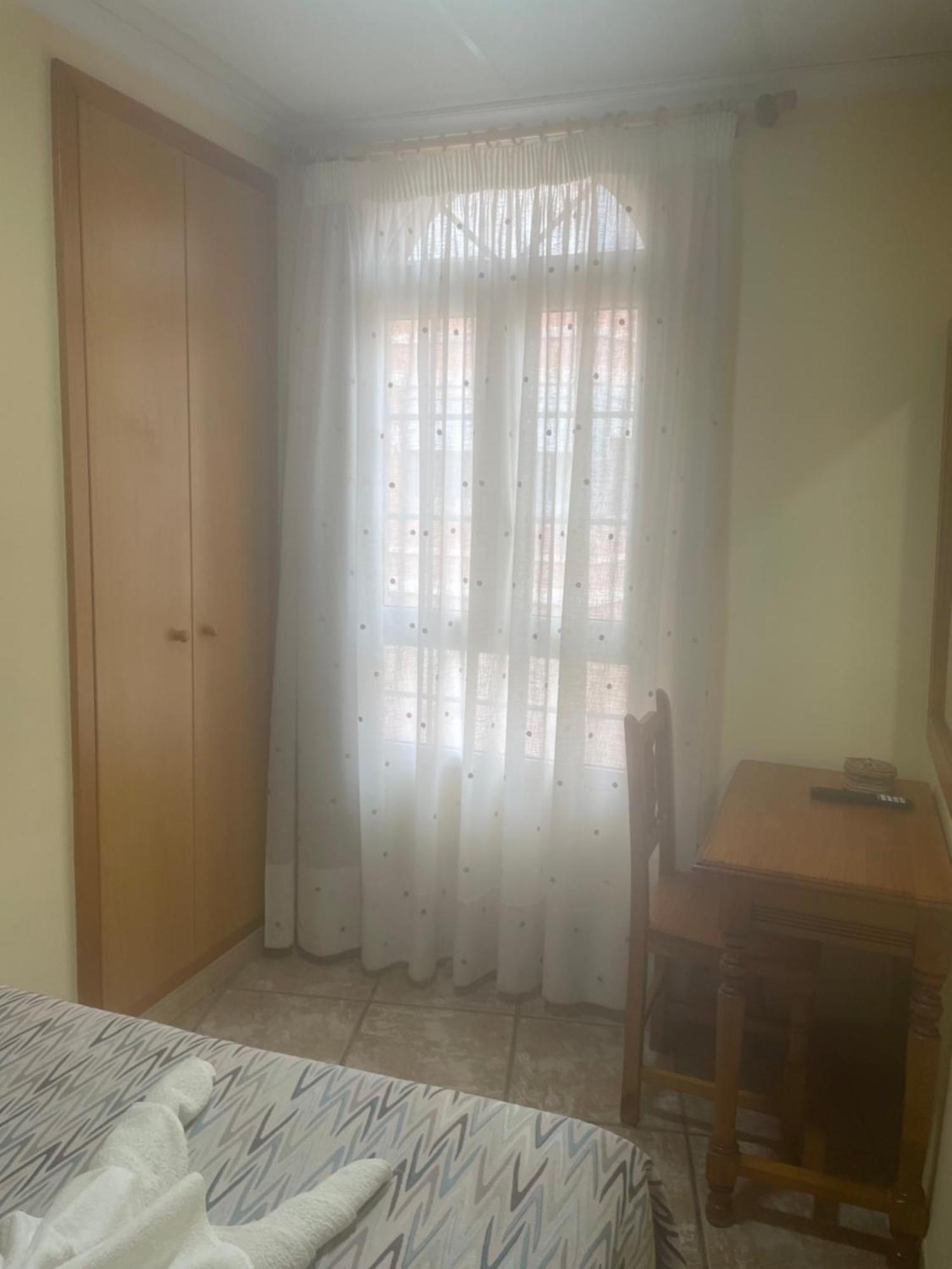 Ostello La Posá Villar del Arzobispo Esterno foto